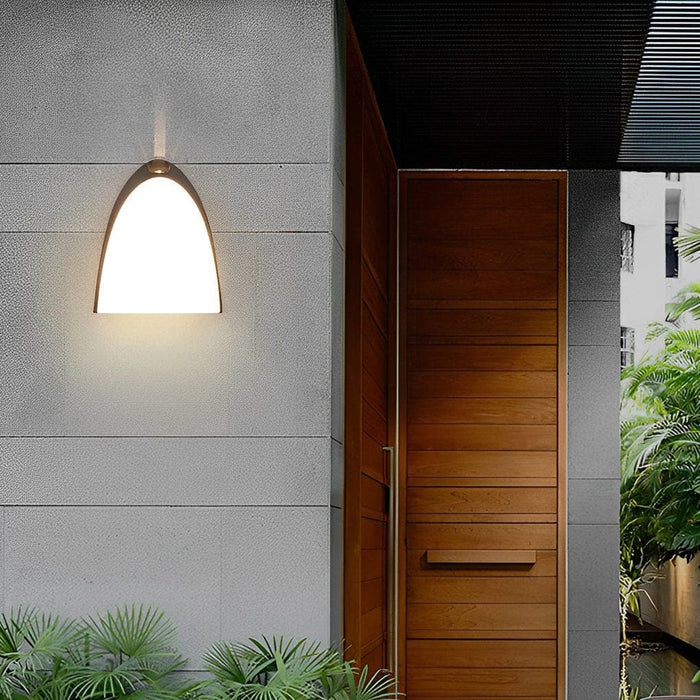 Durable Aluminum Outdoor Wall Lamp with Oxidized Finish, High-Transmittance Acrylic Lampshade, and Built-in LED for Bright, Uniform Lighting-ErisView-7