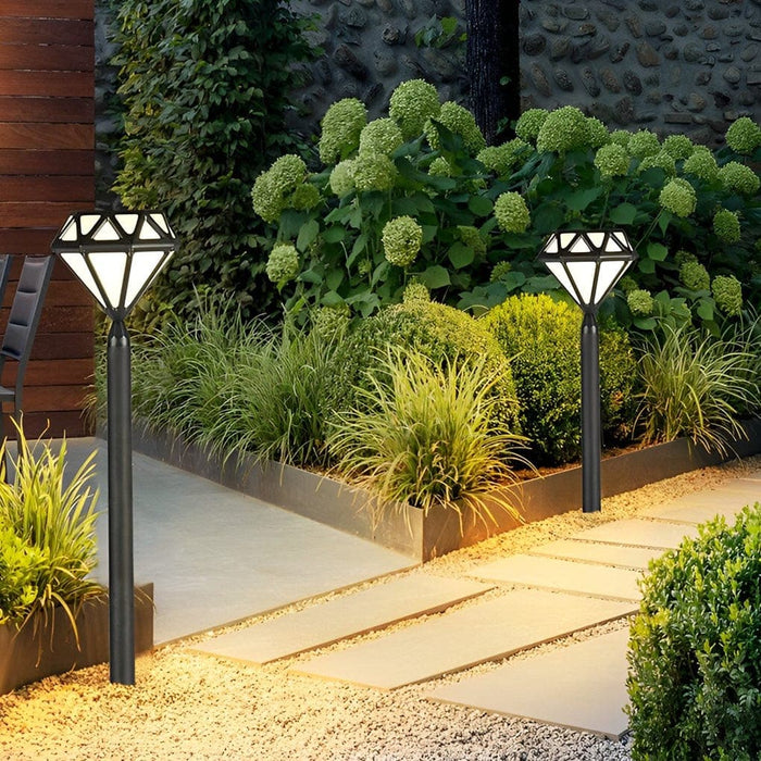 Durable Aluminum Pathway Light with High Transmittance Lampshade, Anti-Rust Treatment, and Intelligent Control Circuit for Garden and Outdoor Use-ErisView-3