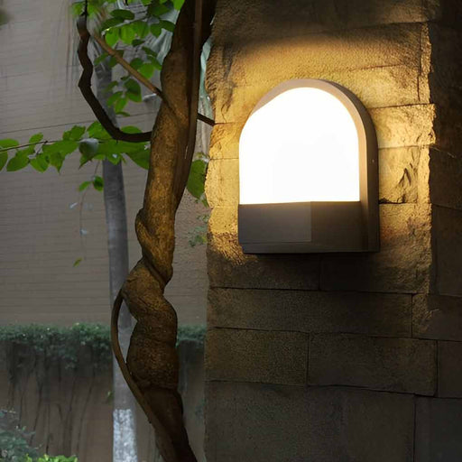 Durable Die-Cast Aluminum Outdoor Wall Lamp with High Light Transmittance, Rust-Proof, Easy to Install for Garden, Balcony, Villa, and Stair-ErisView-1