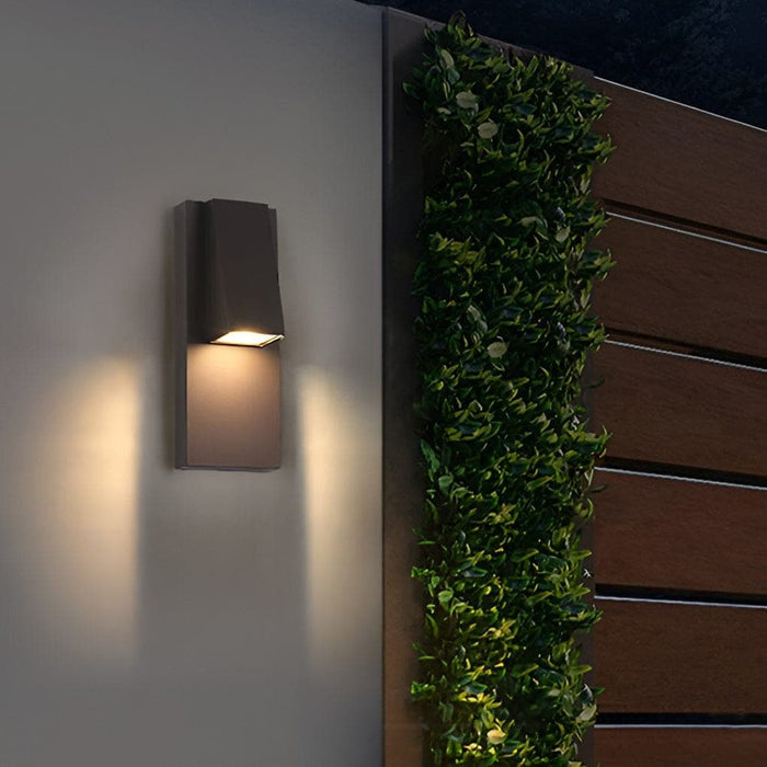 Durable Die-Cast Aluminum Outdoor Wall Sconce Light with High Transmittance Glass Lampshade, Waterproof, Rust-Proof, and Weather-Resistant Porch Light-ErisView-15