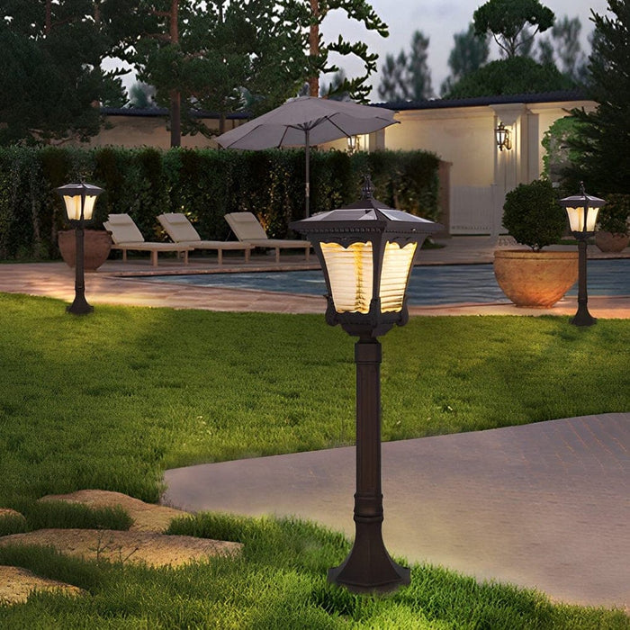 Durable Solar Pathway Light with Automatic On/Off, Rustproof Aluminum and Glass Lampshade, Waterproof for Garden, Lawn, and Park Lighting-ErisView-18