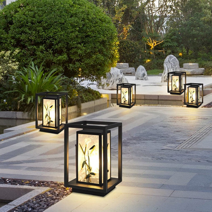 Hand-Painted Waterproof Outdoor Lawn Lamp with E27 Light Source, Classic and Artistic Garden Light for Courtyard, Villa, Park, and Tourist Areas-ErisView-16