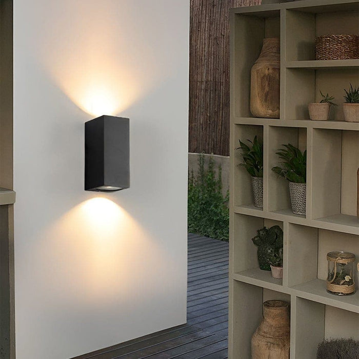 High CRI Outdoor Wall Light, Aluminum Sconce with IP65 Waterproof Design, Energy-Saving LED, and Anti-Oxidation for Warm, Comfortable Ambiance-ErisView-2