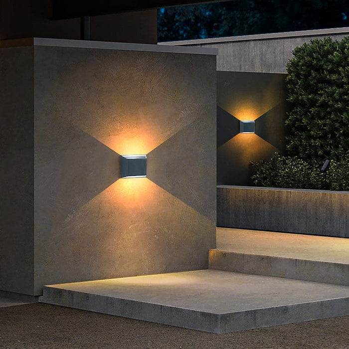 Modern Outdoor Up and Down Lighting Wall Lamp, Waterproof Aluminum Decorative Sconce for Chic and Unique Light Effects-ErisView-2