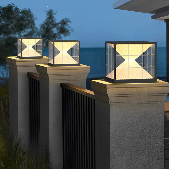 Rustproof Stainless Steel Solar Outdoor Pillar Light with High Transmittance Acrylic Lampshade, Automatic Charging & Superior Waterproof Performance-ErisView-3