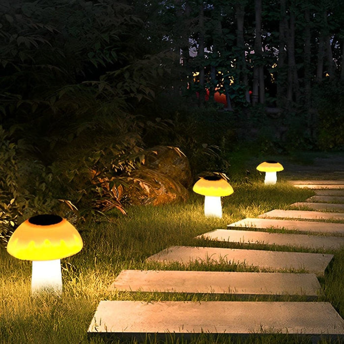 Solar Mushroom Shaped Lawn Lamp, Creative Outdoor Night Light & Landscape Decoration, Fast Charging, High Efficiency, Waterproof, Easy Installation-ErisView-8