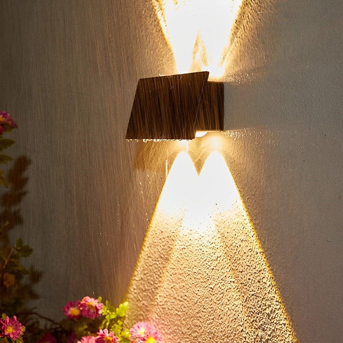 Solar Up and Down Lighting Wall Washer Light, No Wiring Needed, Long Battery Life, Intelligent Light Control, Chic Design for Warm Garden Walls-ErisView-1